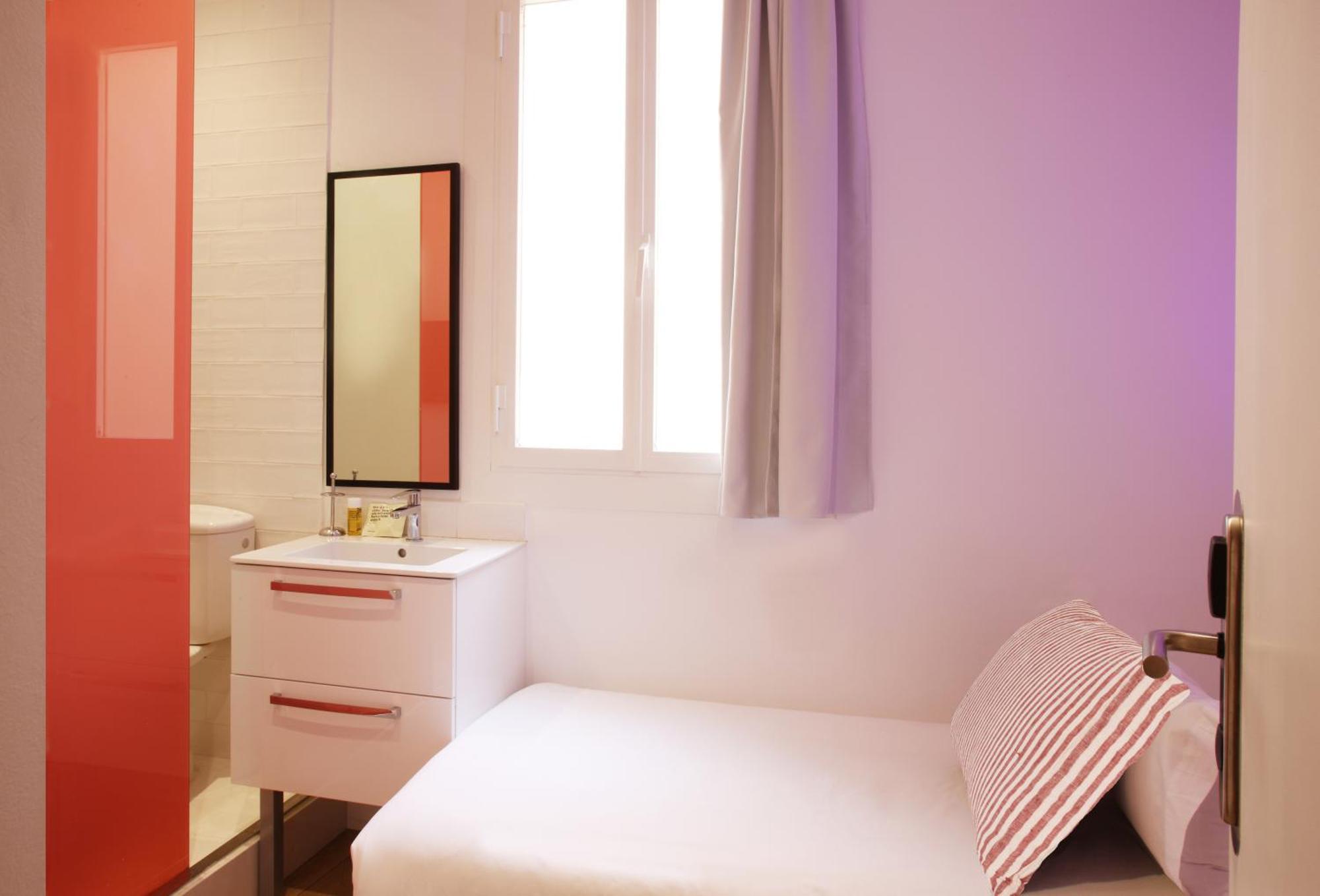 Maison d'hôtes Chic & Basic Tallers 2*